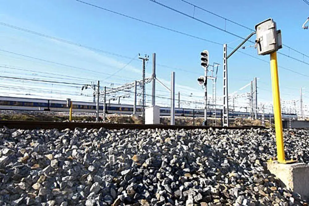 v&iacute;as de tren