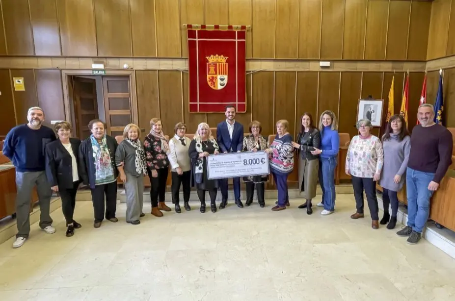 "Ada Byron" de Torrej&oacute;n entrega 8.000 euros a familias m&aacute;s necesitadas