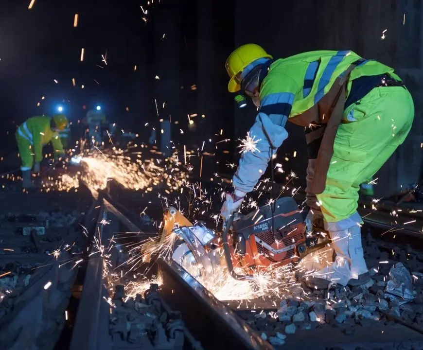Obras en v&iacute;as de paso de trenes