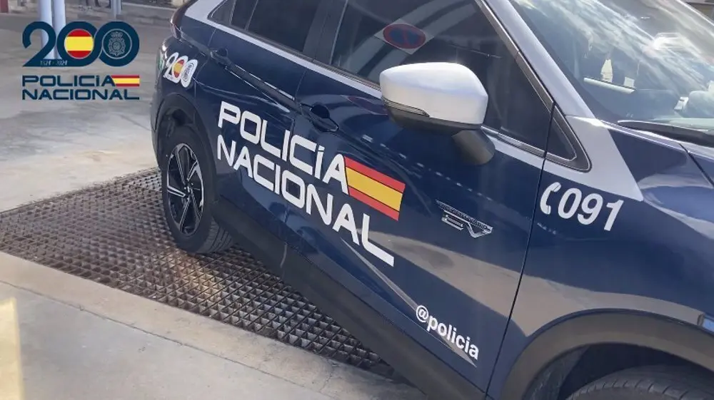 Veh&iacute;culo de la Polic&iacute;a Nacional
