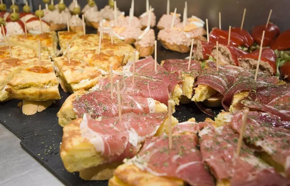 Montaditos de tapas