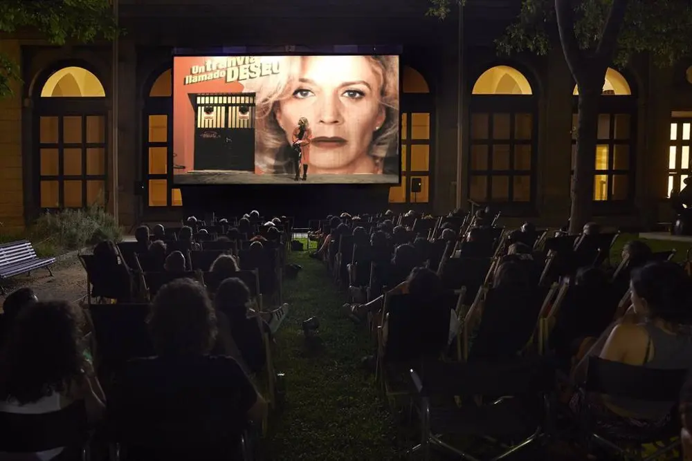 El cine de verano del Reina Sof&iacute;a celebra con Almod&oacute;var el 25 aniversario de &lsquo;Todo sobre mi madre'