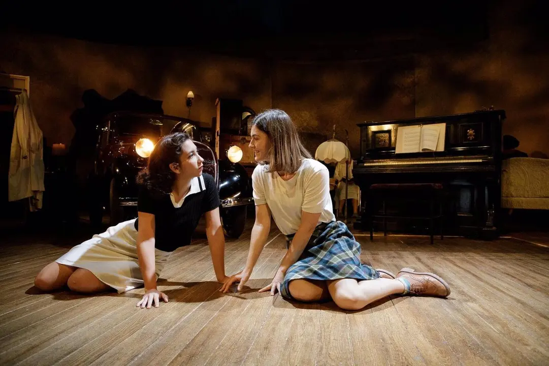 Escena de la obra de teatro de 'Nada'