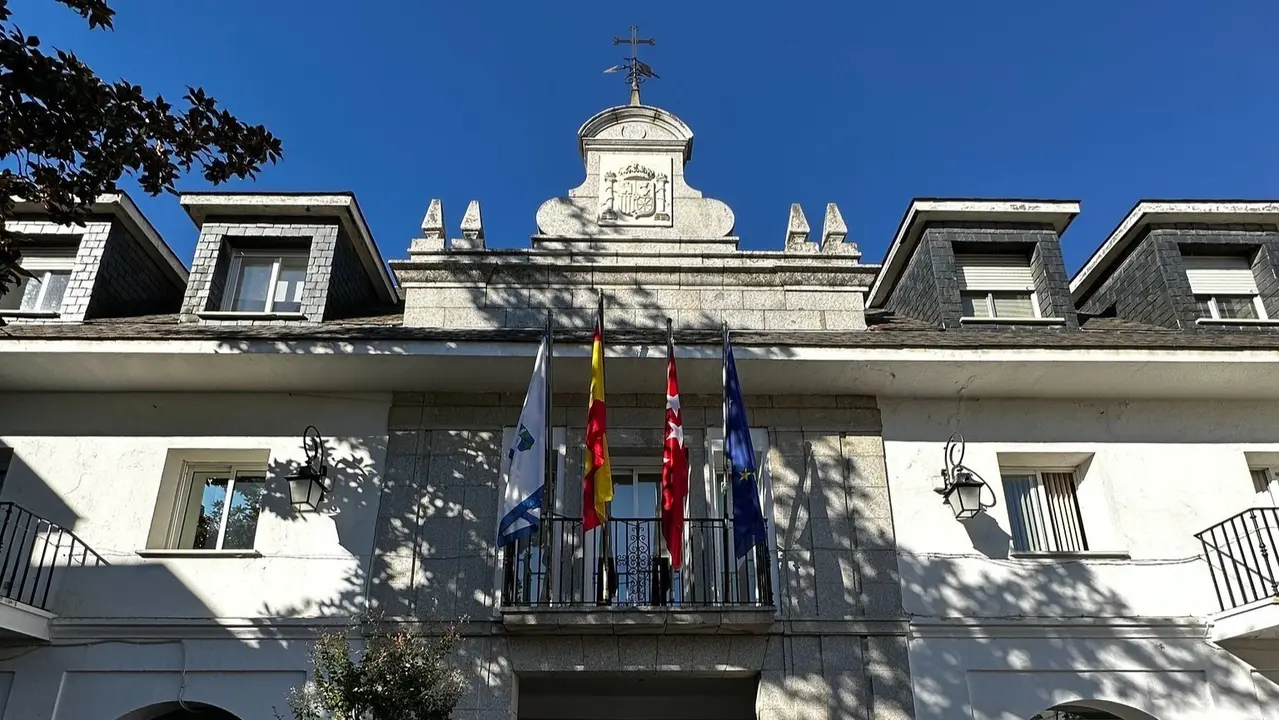 Fachada del Ayuntamiento de Majadahonda.