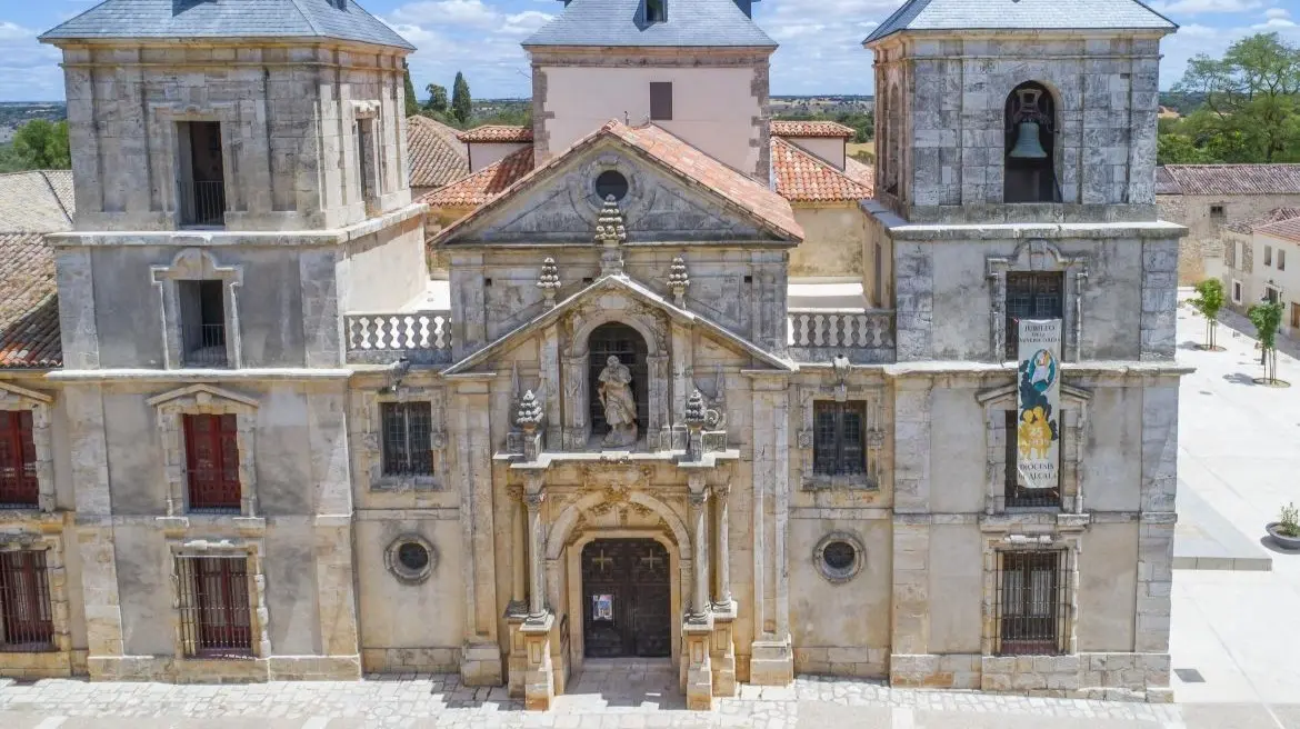 Fachada de la Iglesia de San Francisco Javier.