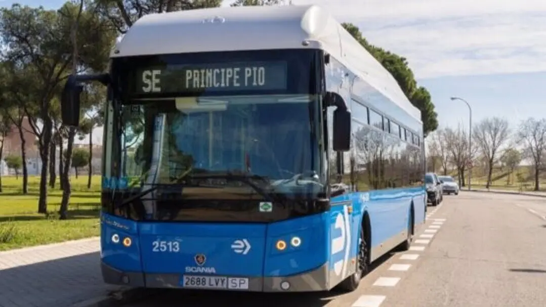 Autob&uacute;s de la EMT.