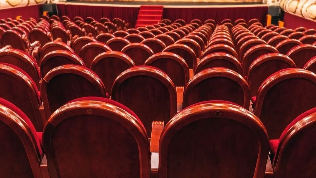Butacas de un teatro. Imagen de archivo.