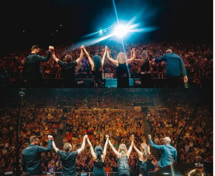 The Corrs finalizando un concierto. Fuente: IG de la banda.