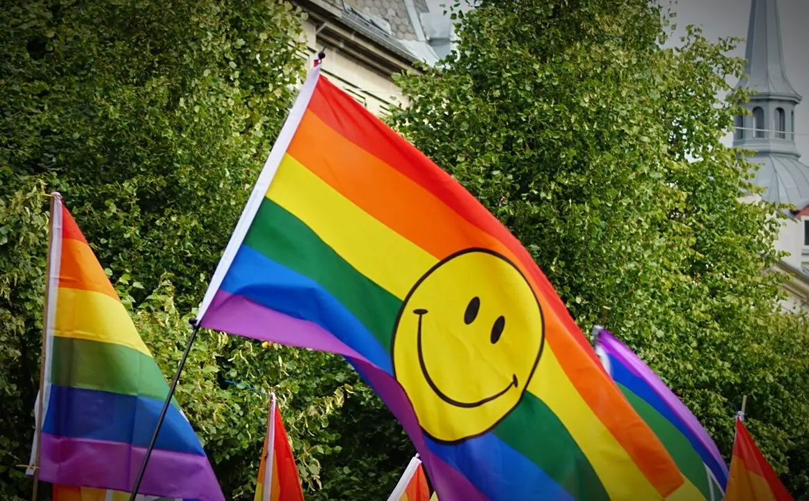 Banderas de la marcha del Orgullo. Imagen del archivo.