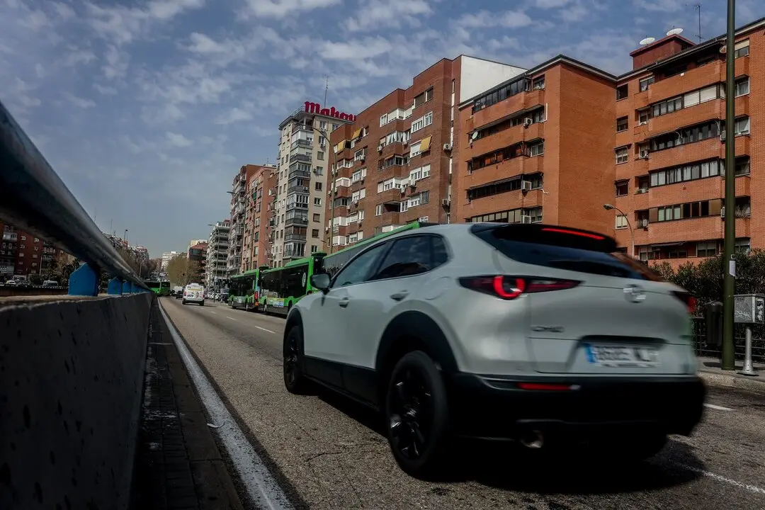 Archivo - Entrada a Conde de Casal por la A-3, a 20 de marzo de 2024, en Madrid (Espa&ntilde;a). Imagen de EP.