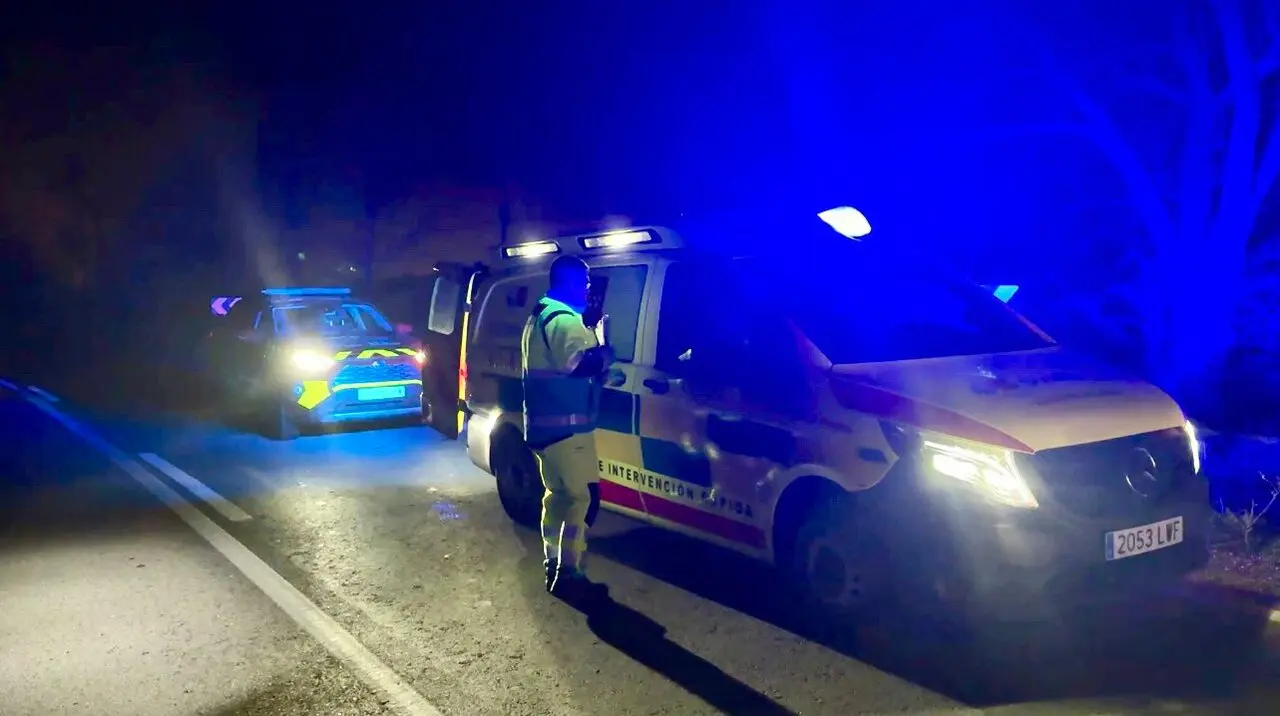 Efectivos de emergencias a la altura de Loeches. Imagen de archivo de EP.