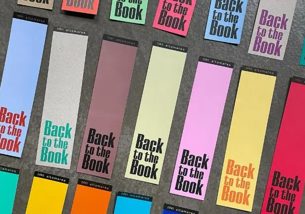 Marcap&aacute;ginas de 'Back to the book'. Imaegen de su cuenta de IG.