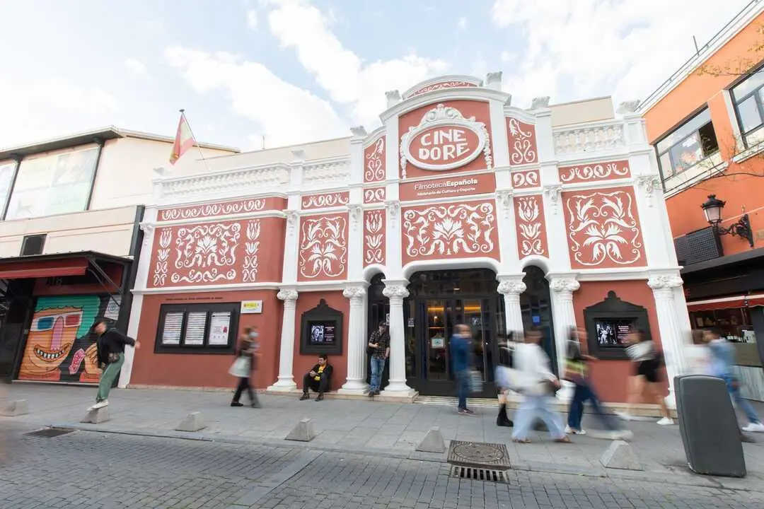 Fachada del Cine Dor&eacute;. Imagen del Ministerio de Cultura.