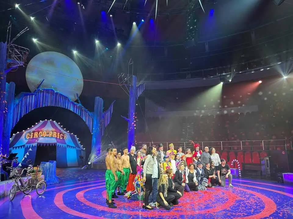 La Navidad arranca en el Teatro Circo Price y lo convierte en un bosque con el espect&aacute;culo 'Sue&ntilde;a despierto'. Imagen de EP.