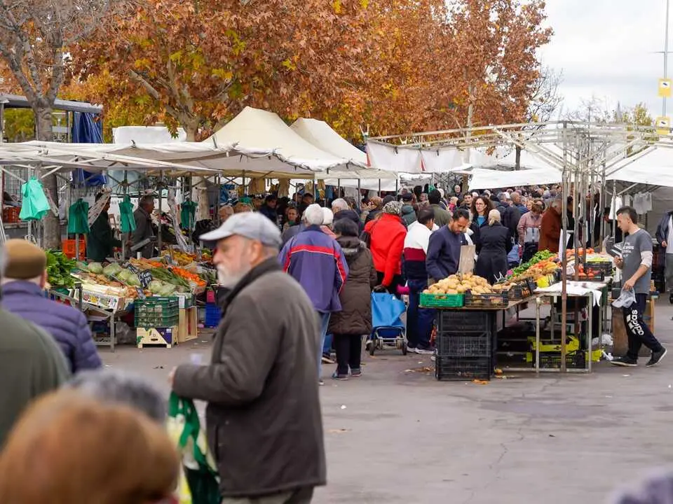 Imagen del mercadillo municipal de Torrej&oacute;n de Ardoz.