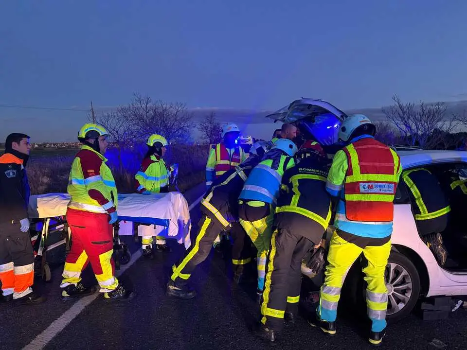 Tres heridos graves en un accidente de tr&aacute;fico en la M-507 en Navalcarnero con tres turismos implicados. EP.