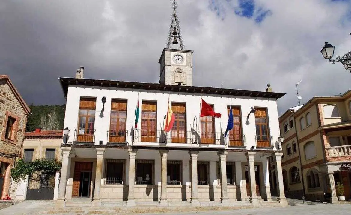 Ayuntamiento de Miraflores El Real.