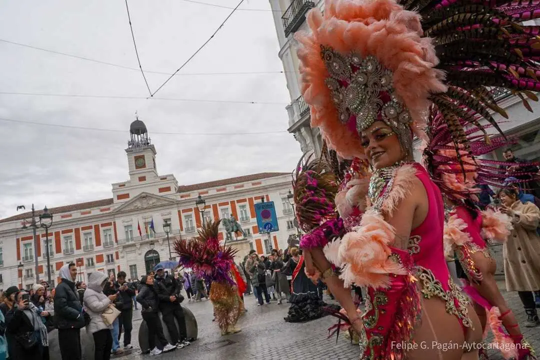 El desfile de carnaval en Sol. Ayuntamiento de Cartagena.