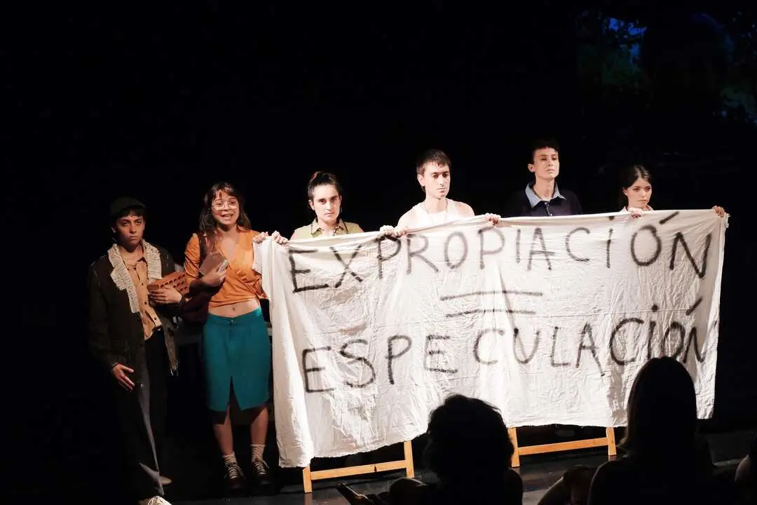 Escena de 'Un verano por metro cuadrado', del colectivo 7 Minutos de Gloria. Imagen de EP.