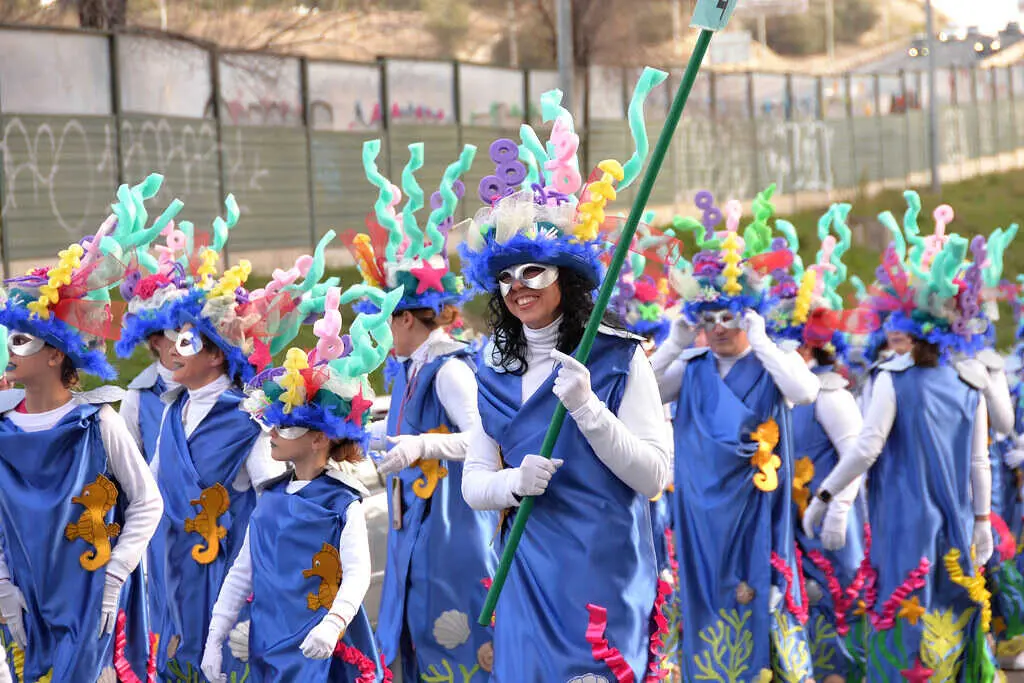 Parte del desfile de Valdemoro. Imagen del consistorio.