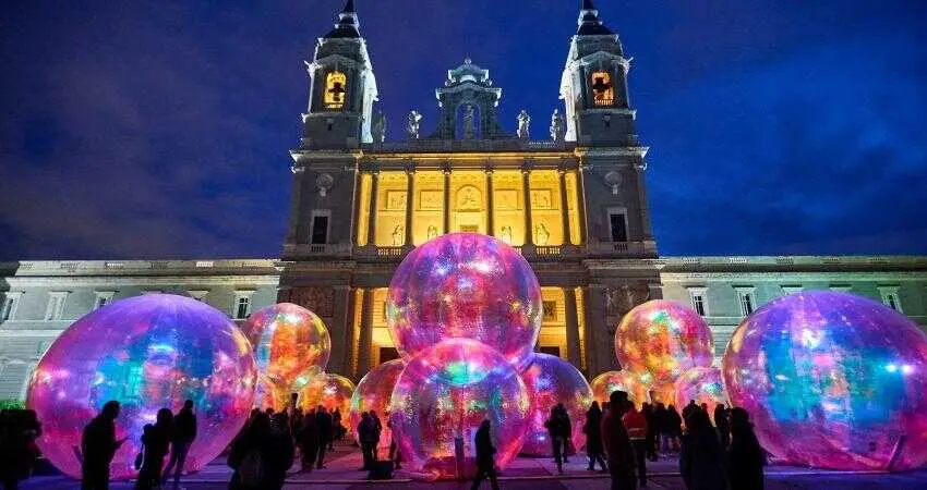 Luz Madrid en ediciones anteriores. Im&aacute;genes del Ayuntamiento de Madrid.