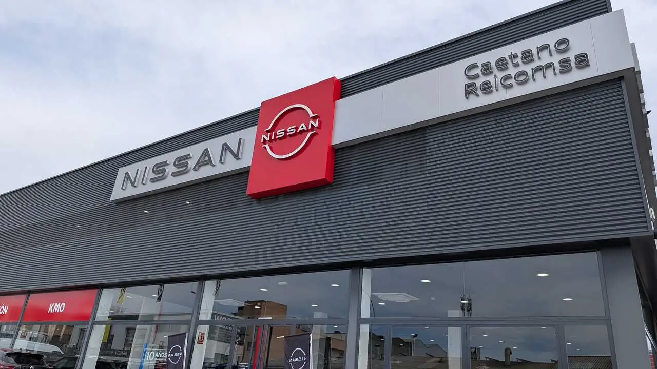 La fachada de Nissan Caetano-Reicomsa en Rivas Vaciamadrid.