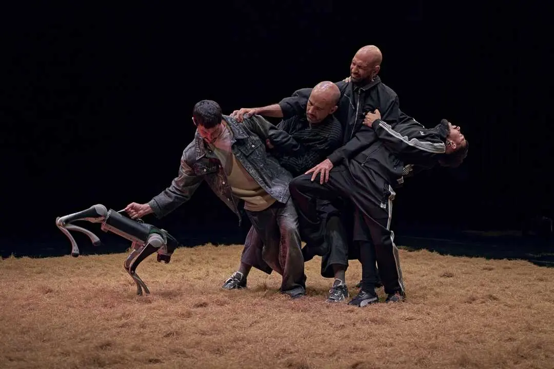 Danza rob&oacute;tica del espect&aacute;culo &lsquo;Famulus 4.0&rsquo;, de la compa&ntilde;&iacute;a Iron Skulls. Imagen del Ayuntamiento de Madrid.