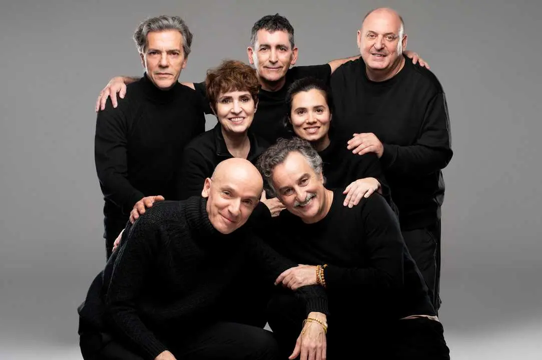 Elenco de 'El Jard&iacute;n Quemado'. Foto de Javier Naval.
