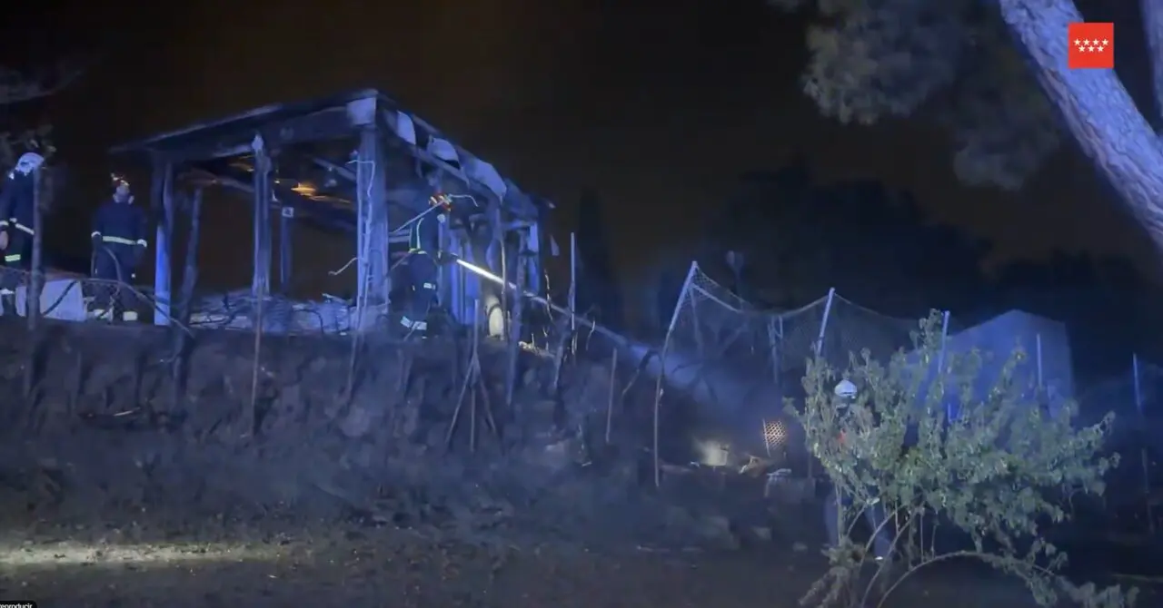 Incendio en una vivienda de Boadilla del Monte. Imagen de la cuenta de X de 112 Comunidad de Madrid.