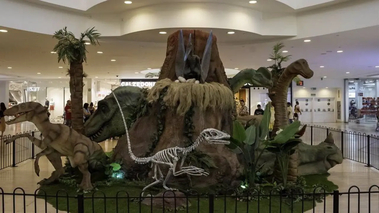 Una exposici&oacute;n de dinosaurios en imagen de archivo.