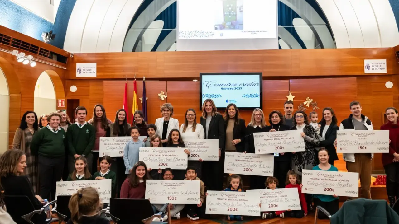 Entrega de premios navide&ntilde;os del Ayuntamiento de Pozuelo