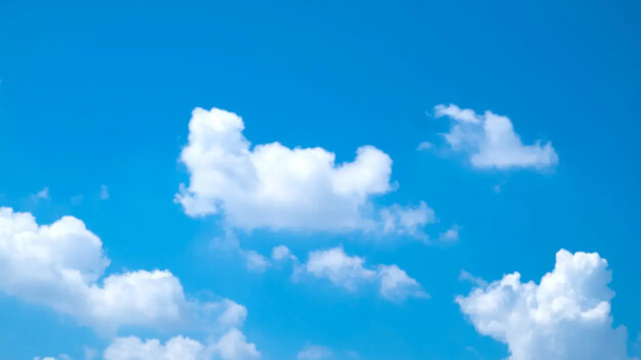 Cielo despejado o poco nuboso