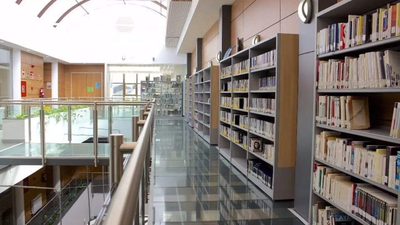 Biblioteca Ricardo Le&oacute;n en Galapagar