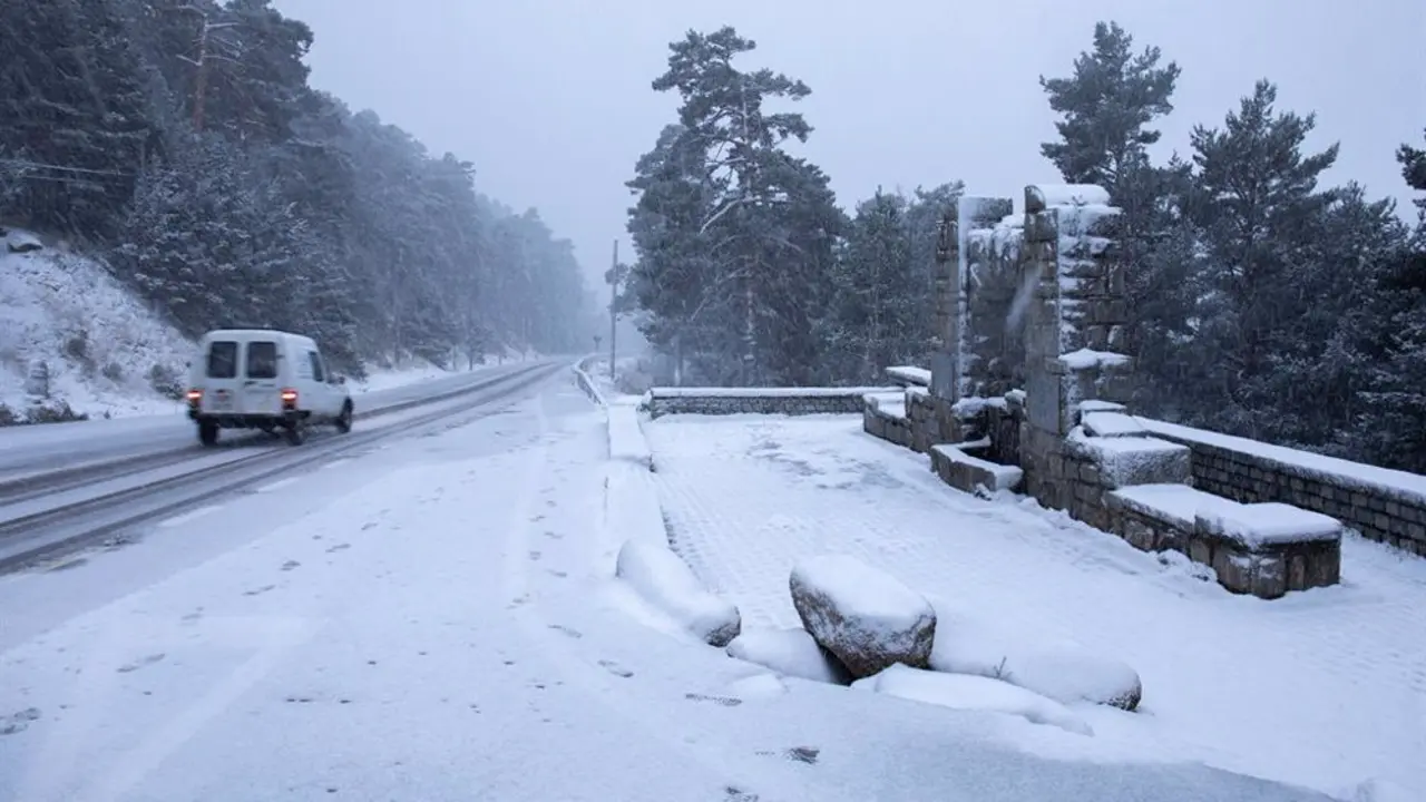 Carretera con nieve