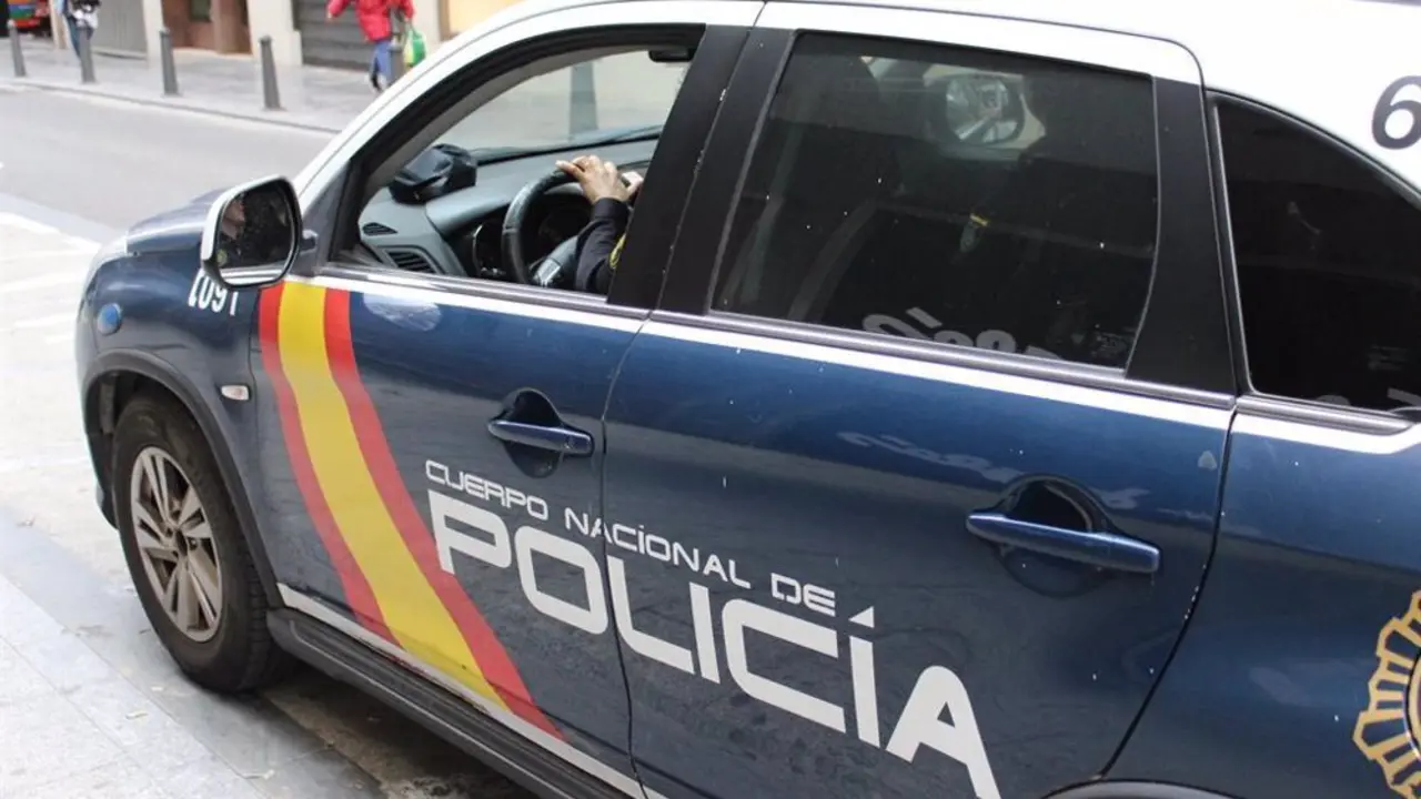 Veh&iacute;culo de la Polic&iacute;a Nacional