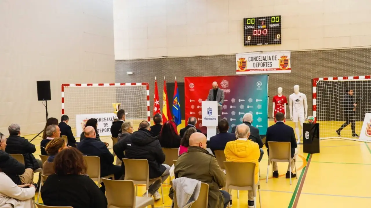 F&uacute;tbol sala, M&oacute;stoles