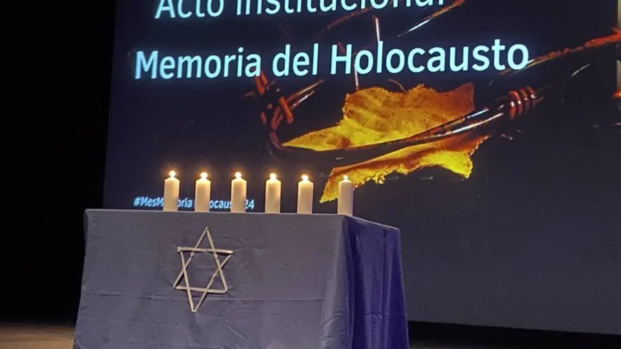 Acto institucional en memoria del Holocausto en Torrelodones
