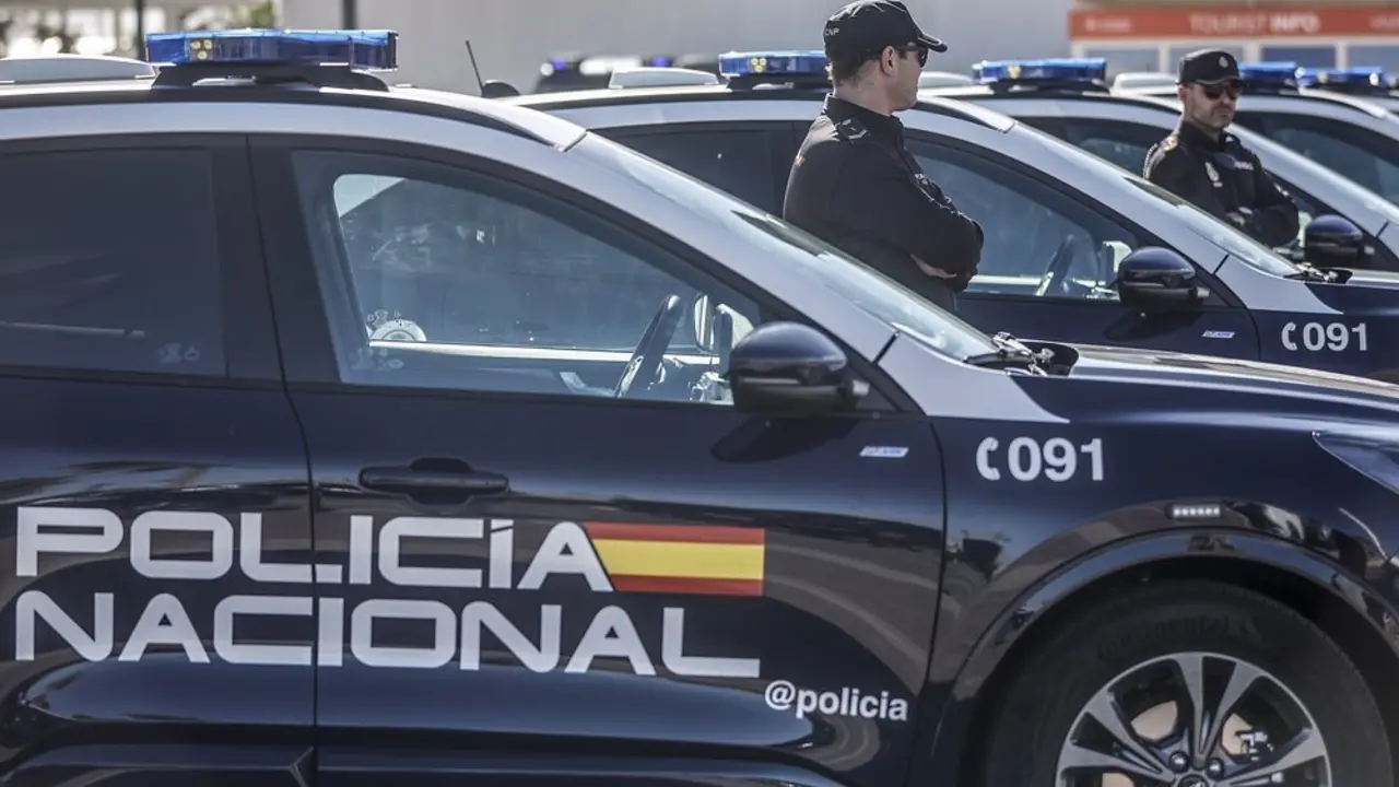 Veh&iacute;culo de la Polic&iacute;a Nacional