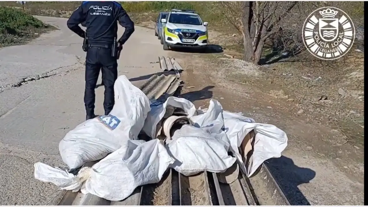 vertido de amianto en Legan&eacute;s