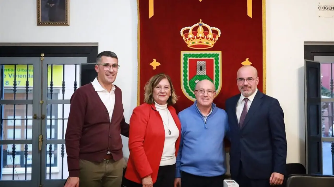 El delegado del Gobierno conoce en El Vell&oacute;n los proyectos de rehabilitaci&oacute;n y mejoras en el municipio