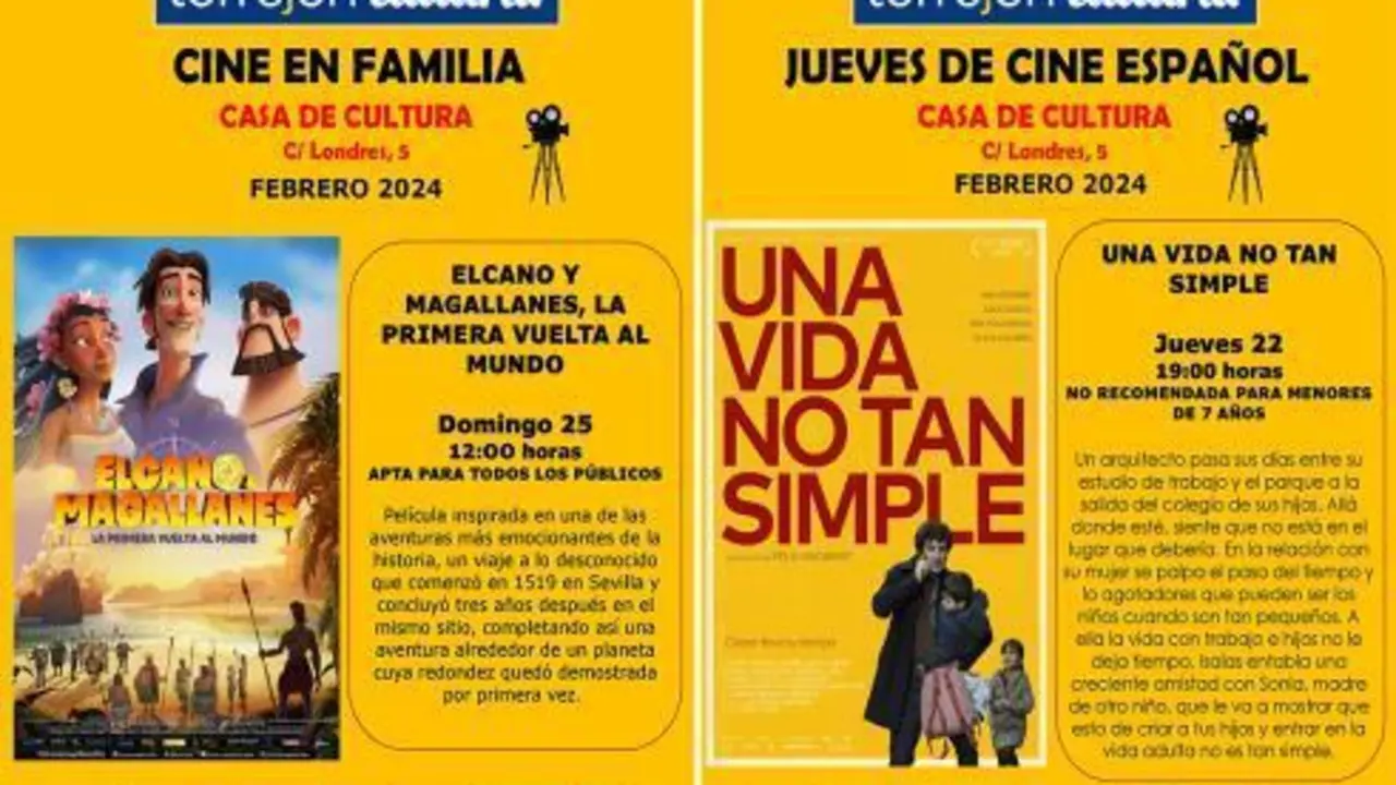 un cartel con la programaci&oacute;n de cine 