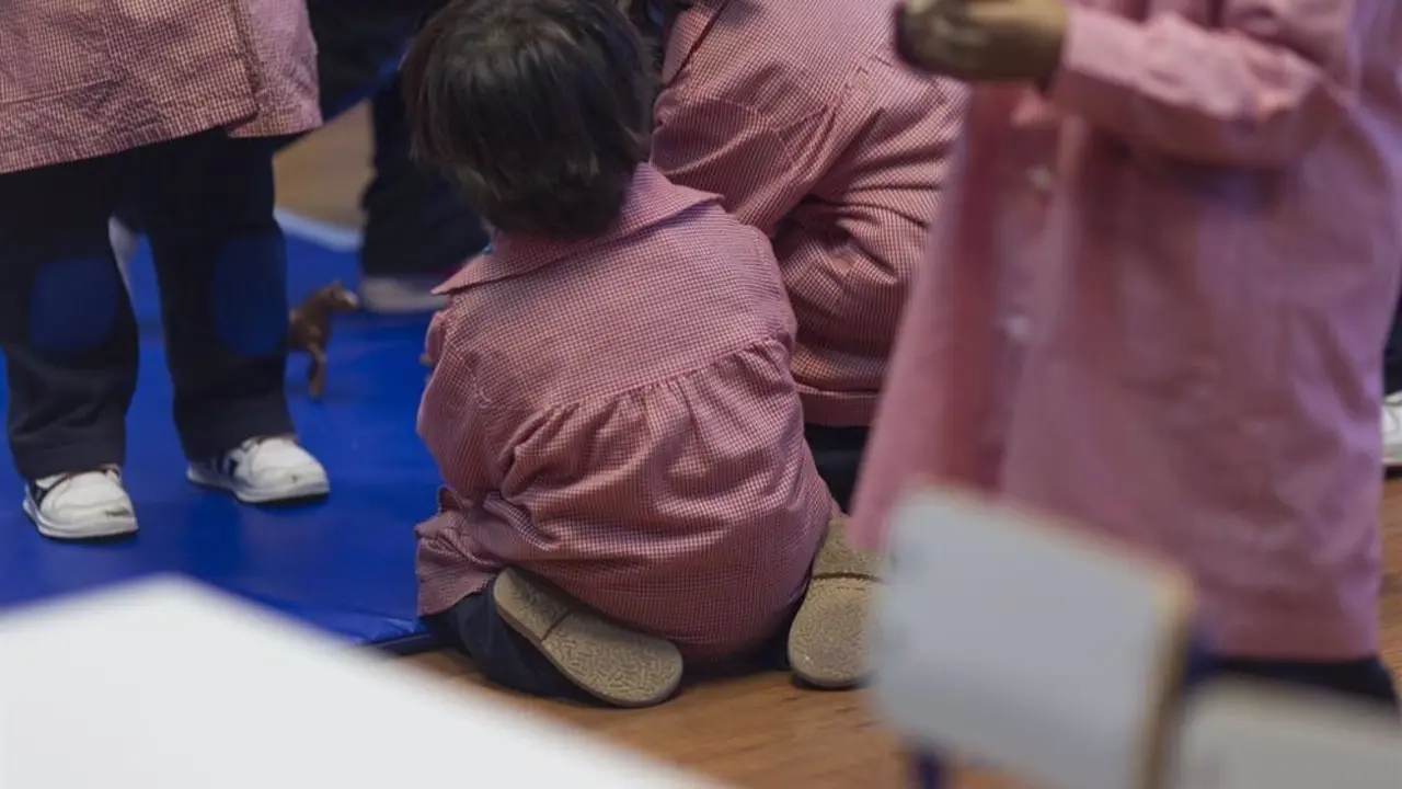 Ni&ntilde;os en una guarder&iacute;a