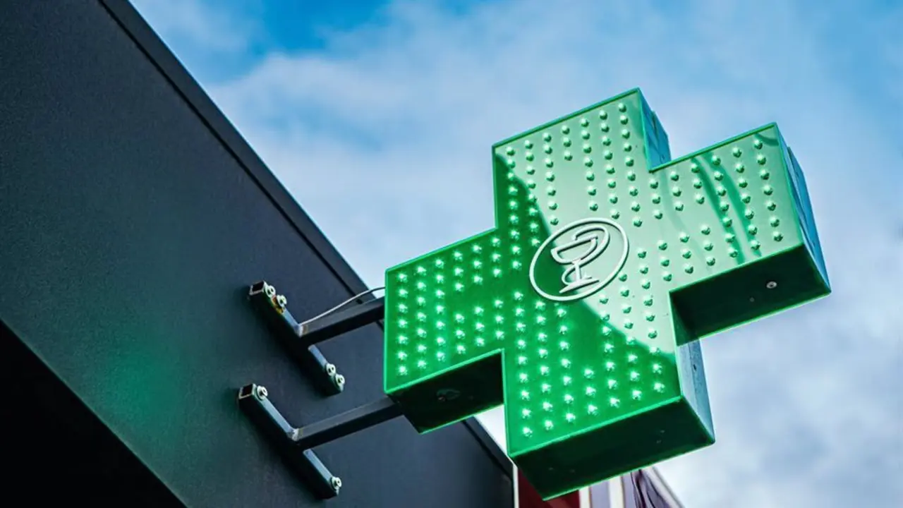 S&iacute;mbolo verde de Farmacia