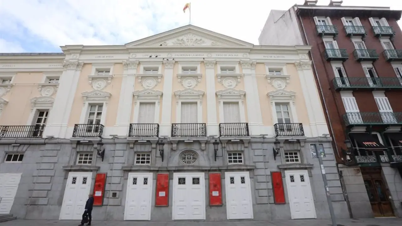 Fachada del Teatro Espa&ntilde;ol