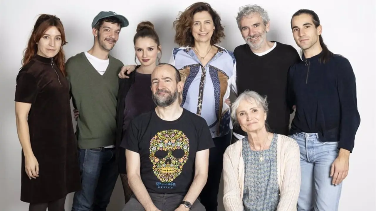 Reparto de la obra de teatro "Camino largo de vuelta a casa"