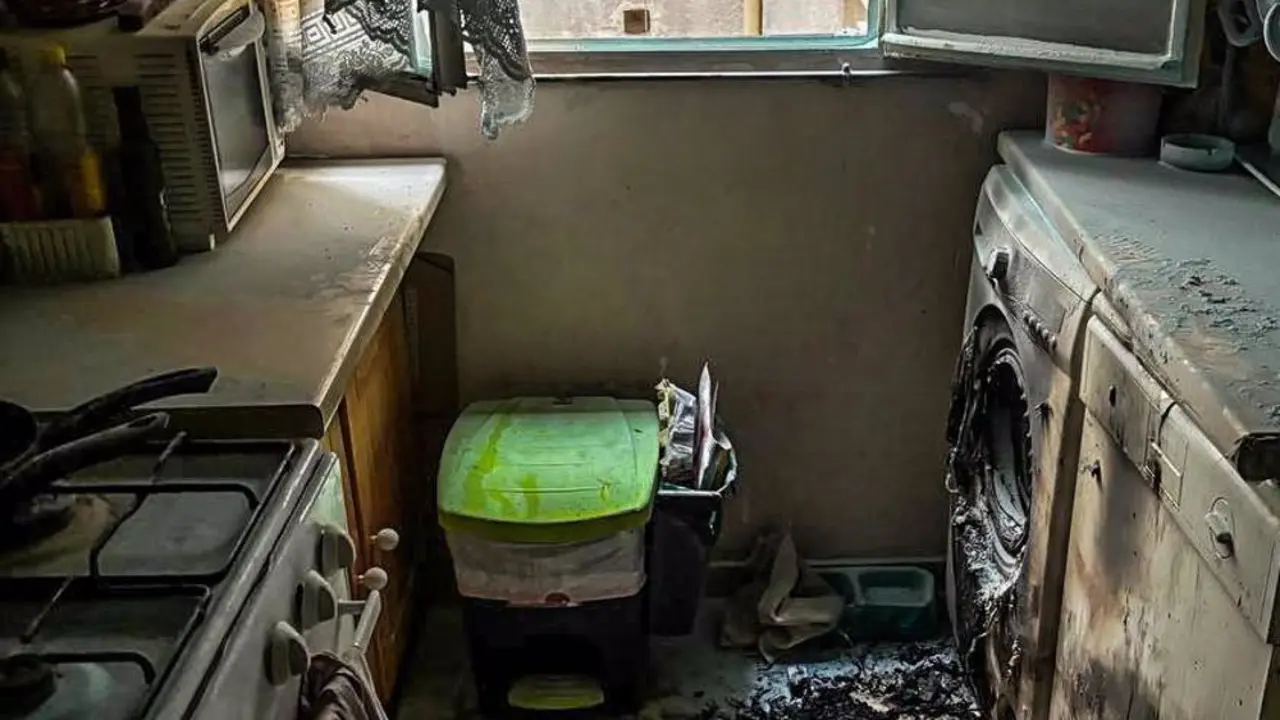 Habitaci&oacute;n de una vivienda incendiada