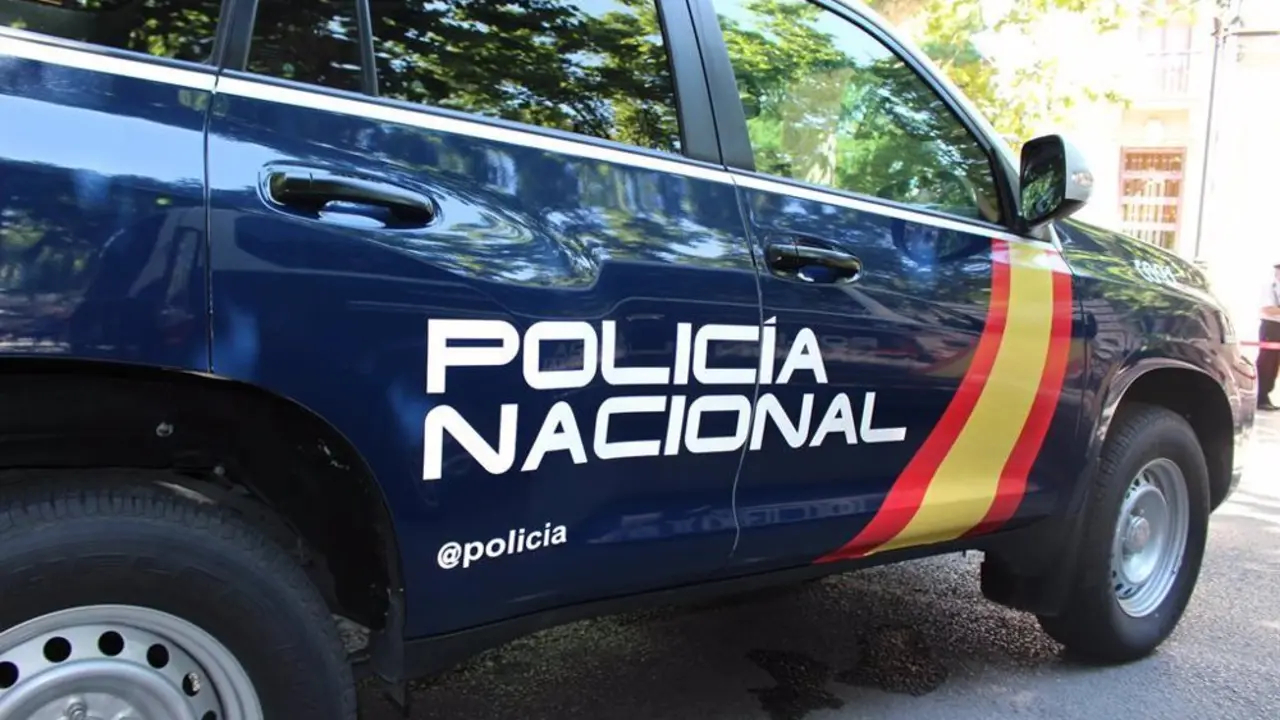 Veh&iacute;culo de la Polic&iacute;a Nacional