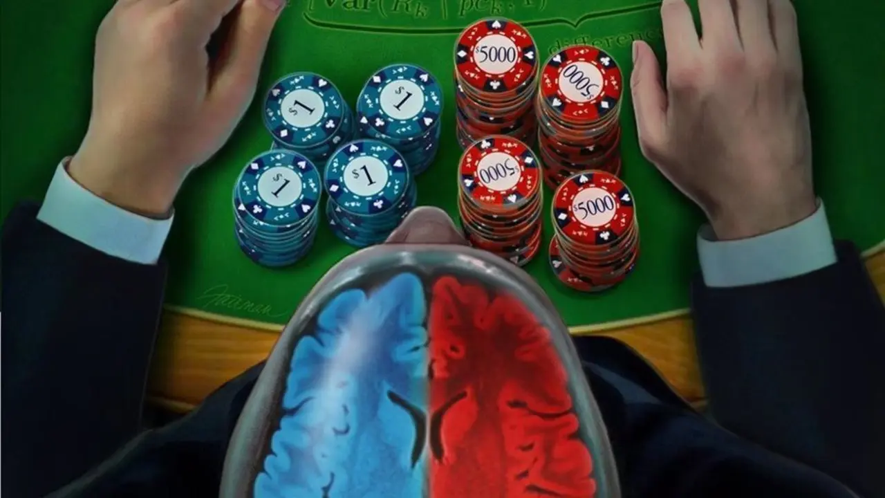 Silueta de una persona jugando con fichas en un casino