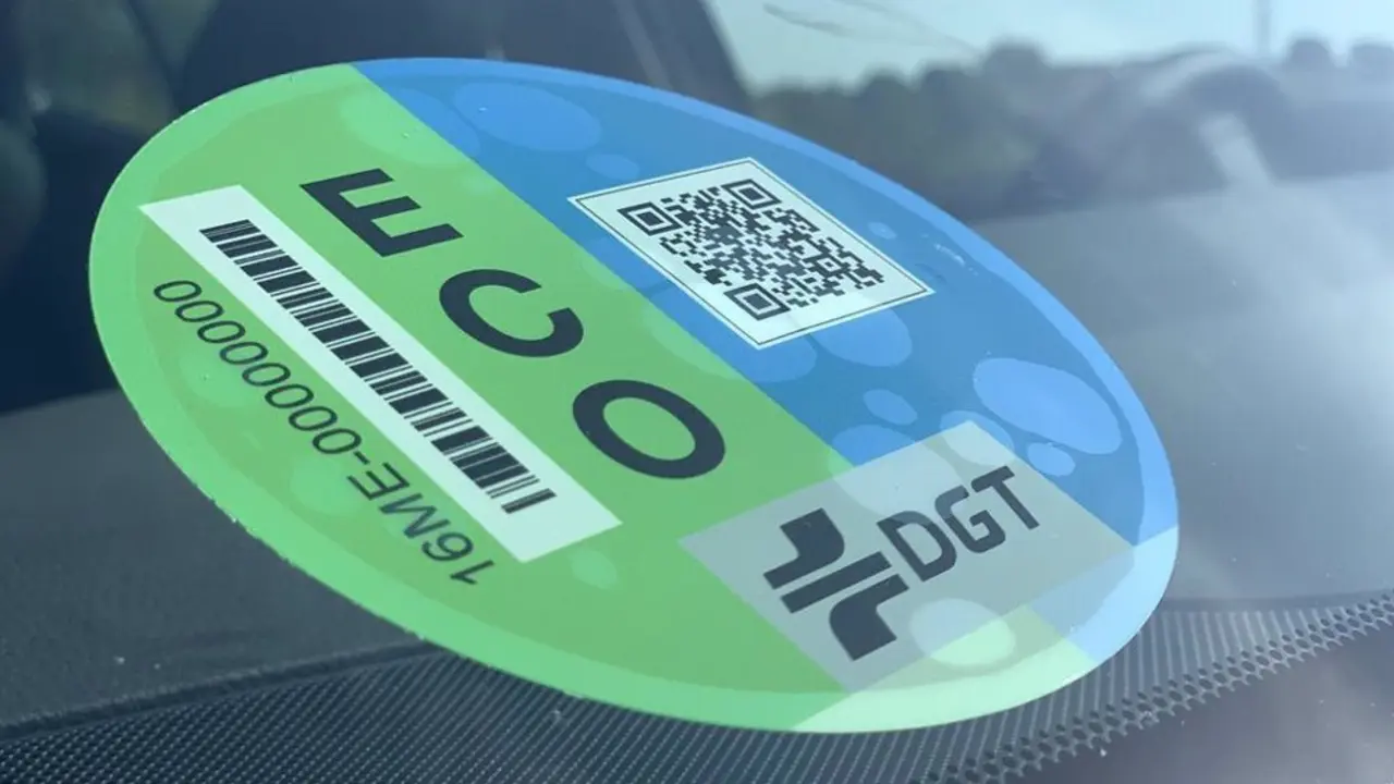 Pegatina ECO de la DGT