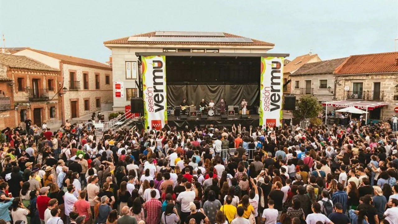 Escenario de conciertos de Sesi&oacute;n Verm&uacute;